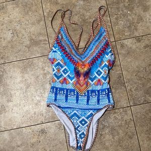 One piece swim suit